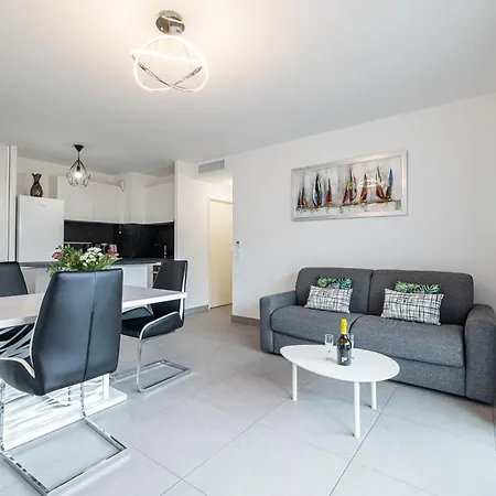 Bienvenue-parking-clim-centre Menton