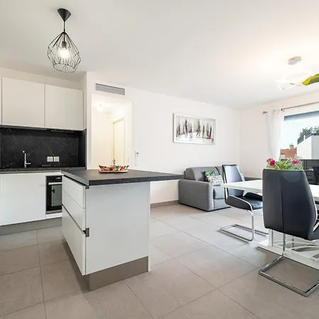 Bienvenue-parking-clim-centre Menton