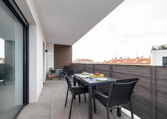 Bienvenue-parking-clim-centre *