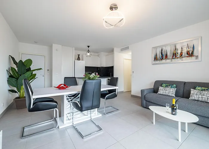 Apartment Bienvenue-parking-clim-centre *