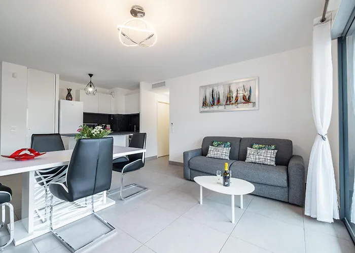 Bienvenue-parking-clim-centre Menton