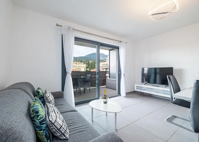 Bienvenue-parking-clim-centre Apartment *