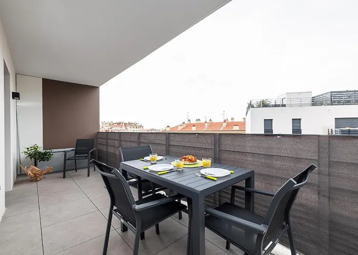 Apartment Bienvenue-parking-clim-centre *